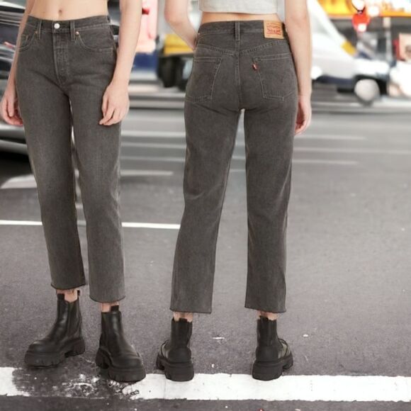 Levi's 501 Distressed Black Raw hem Pants Size 30 EUC - Picture 3 of 11